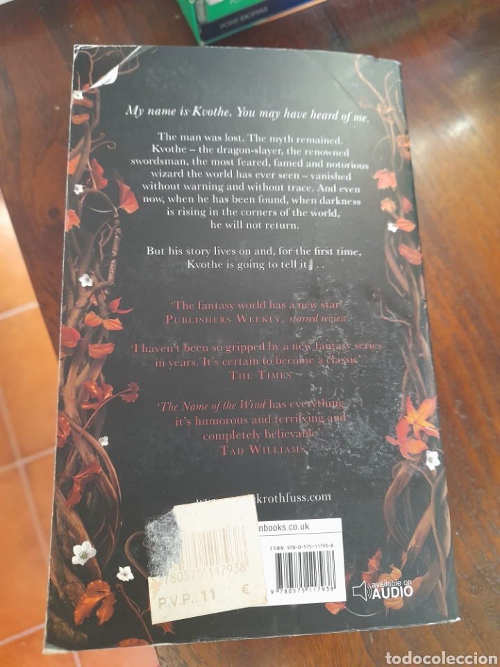 Libros: The wise mans fear. Patrick Rothfuss - Foto 2