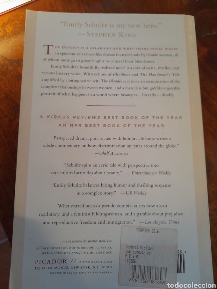 Libros: The blondes. Emily Schultz - Foto 2