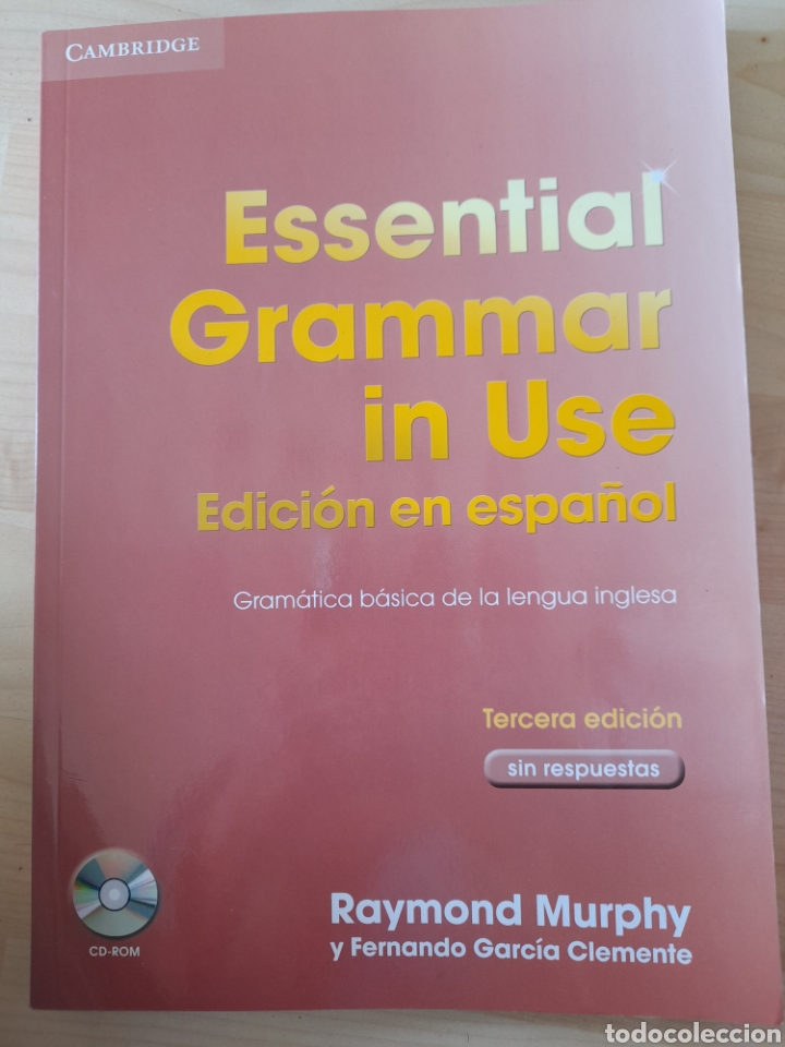 Libros: Essential grammar in use. Gram&aacute;tica b&aacute;sica de ingl&eacute;s - Foto 1