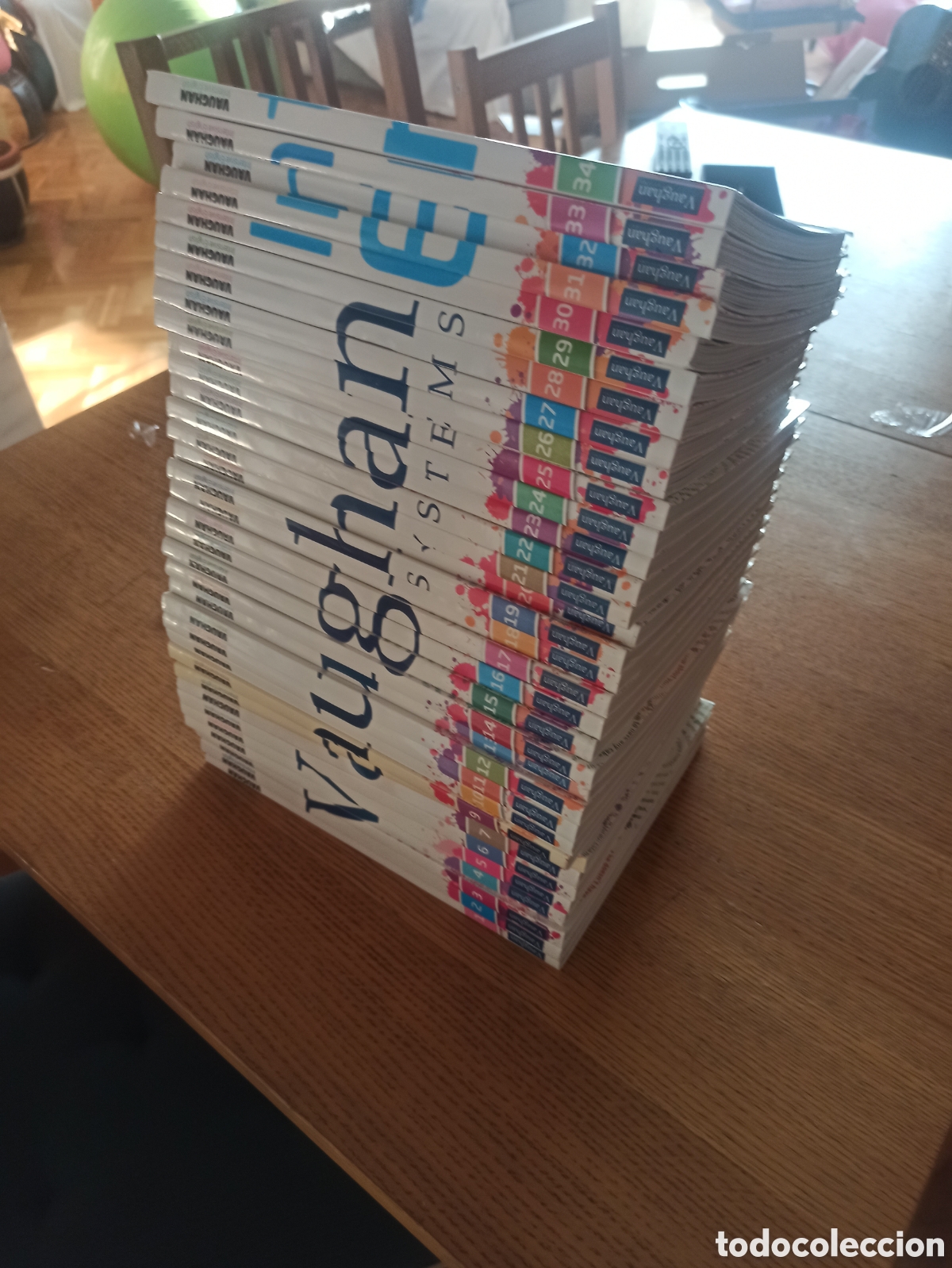 Libros: 34 tomos Vaughan Intensive English