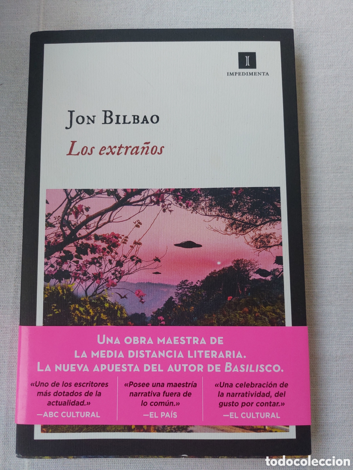Libros: Los extra&ntilde;os. Jon Bilbao