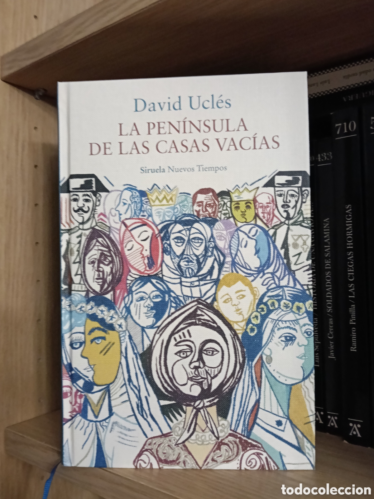 Libros: La pen&iacute;nsula de las casas vacias
