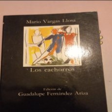 Libros: LOS CACHORROS Y RAYUELA.
