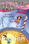 Libri: Guapas, listas y valientes. La ni&ntilde;a de los pies grandes - Beatrice Masini ,, Desideria Guicciardini