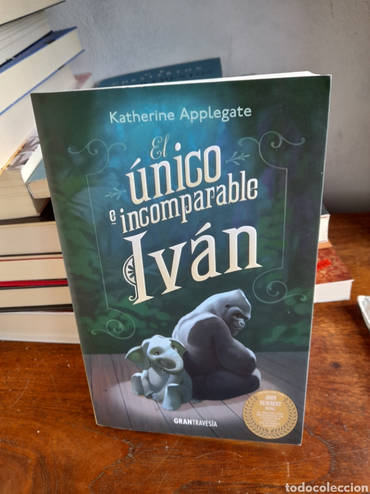 Libros: El &uacute;nico e incomparable Iv&aacute;n. Katherine Applegate - Foto 3