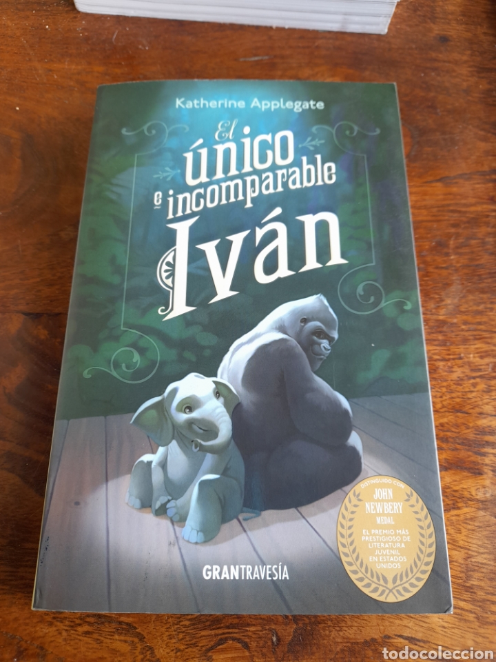 Libros: El &uacute;nico e incomparable Iv&aacute;n. Katherine Applegate - Foto 1