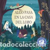 Livros: Algo pasa en la casa del lobo - Isern I&ntilde;igo, Susanna