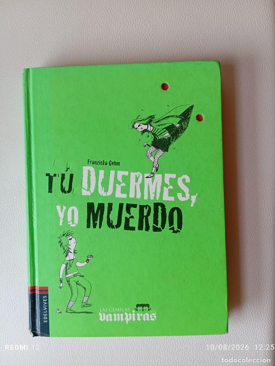 Libros: T&uacute; duermes, yo muerdo