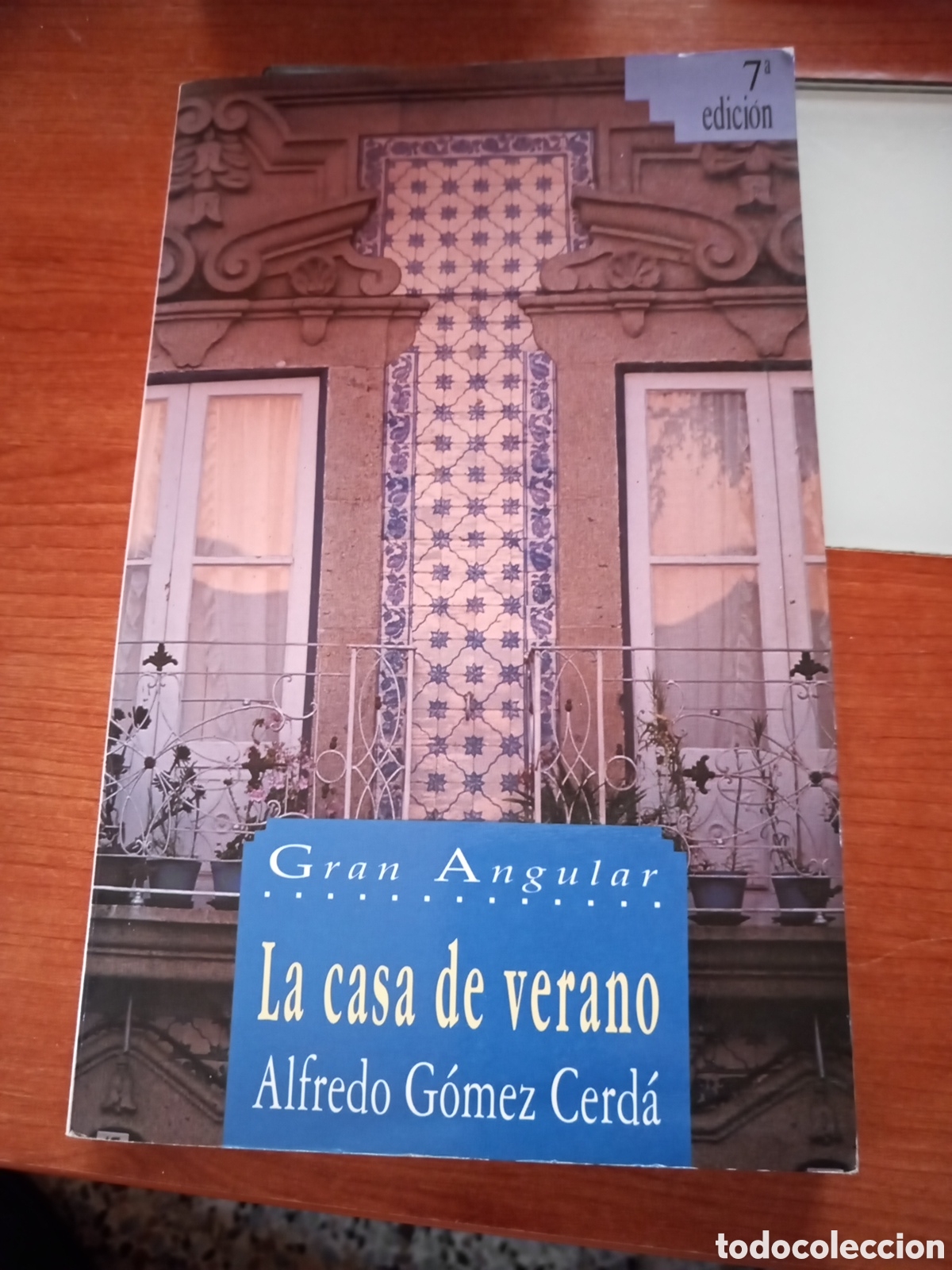 Libros: FIRMADO&rdquo; La casa de verano&rdquo; libro - Foto 1