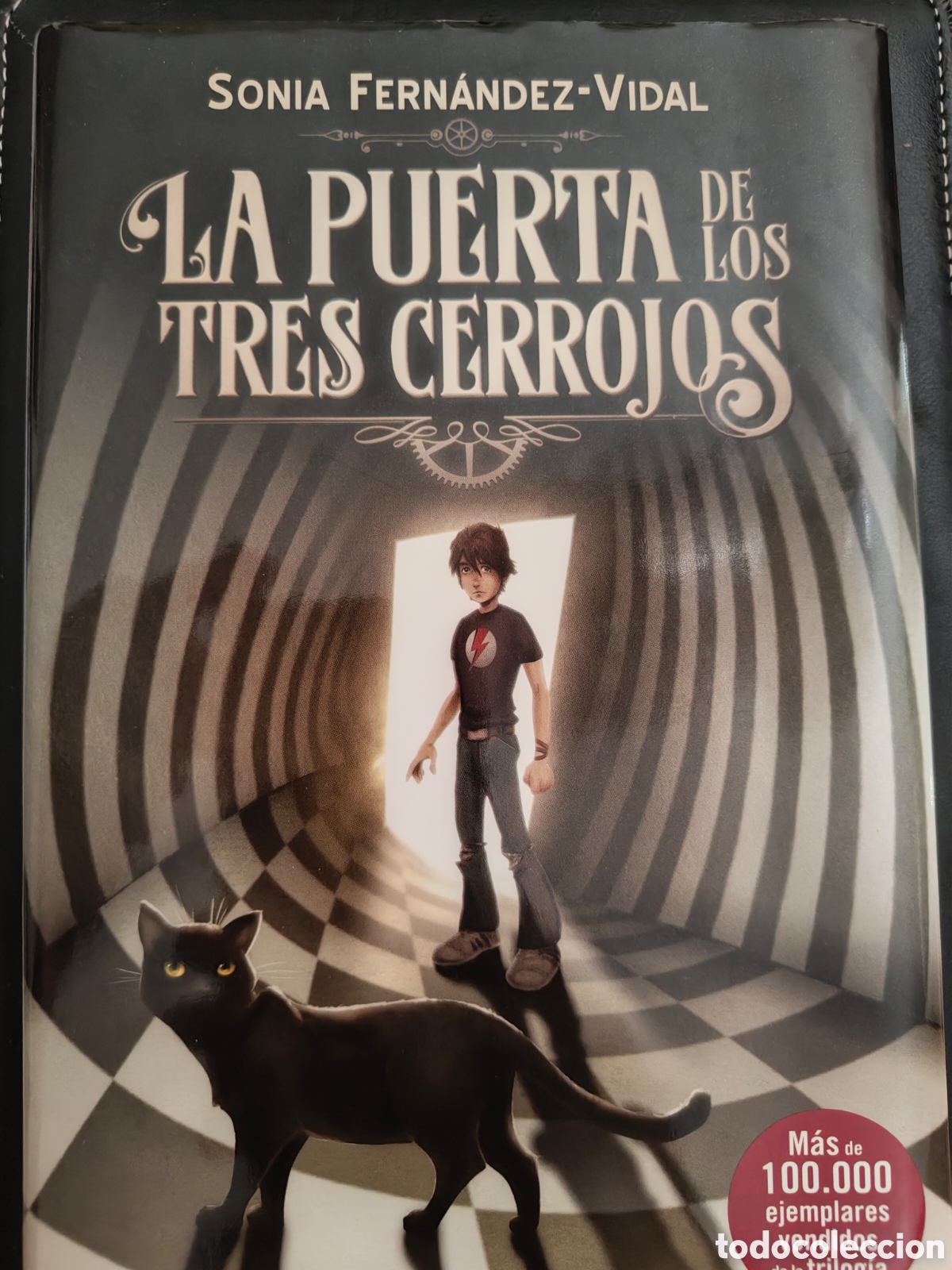 Libros: La puerta de los tres cerrojos