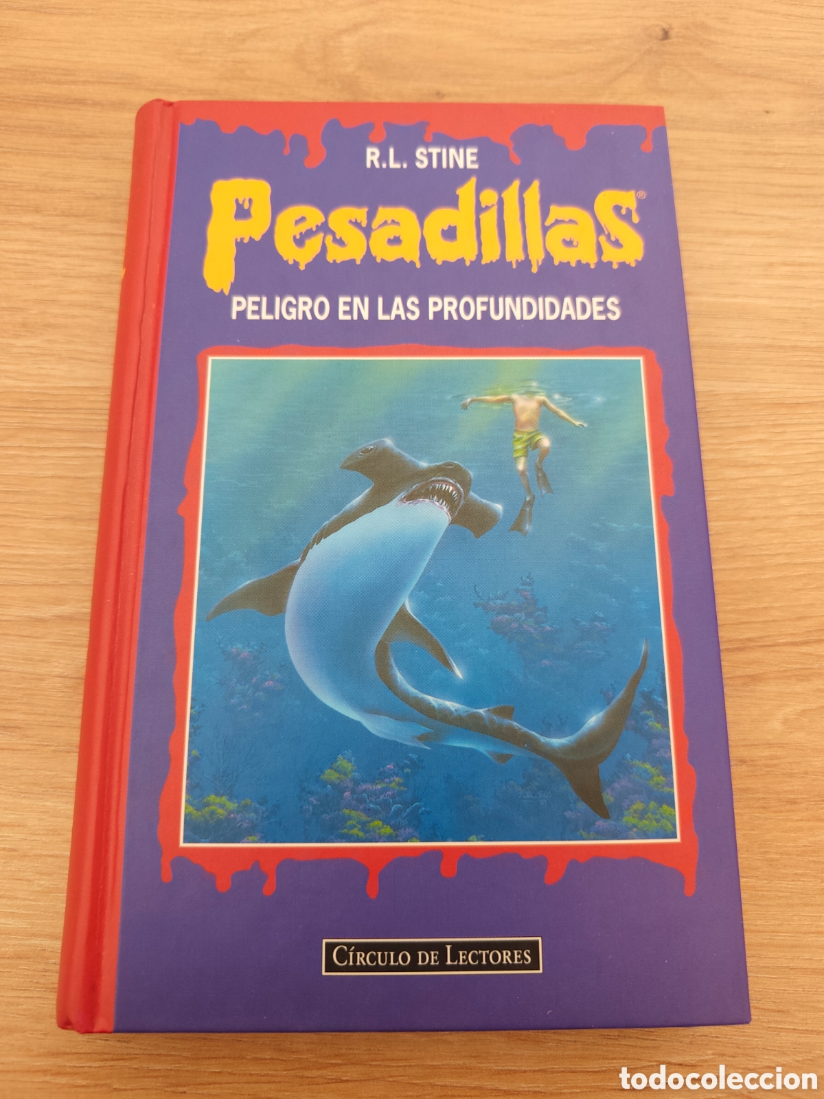 Libros: Pesadillas &ndash; R. L. Stine &ndash; Peligro en las profundidades / La casa de la muerte &ndash; C&iacute;rculo de Lectores