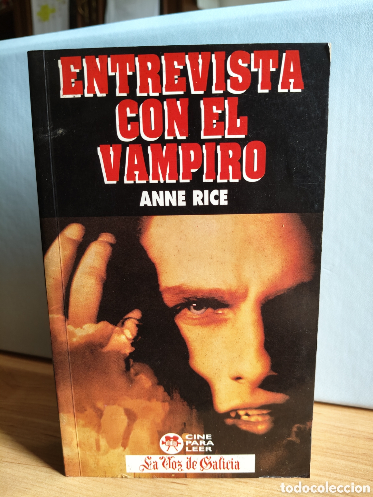 Libros: Libro Entrevista con el Vampiro - Anne Rice (Ed. Especial La Voz de Galicia)