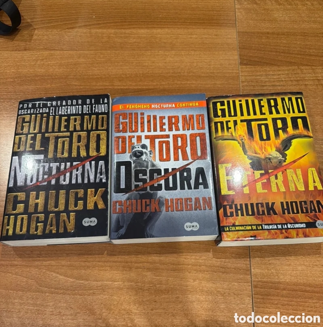 books: Trilog&iacute;a Guillermo del Toro y Chuck Hogan