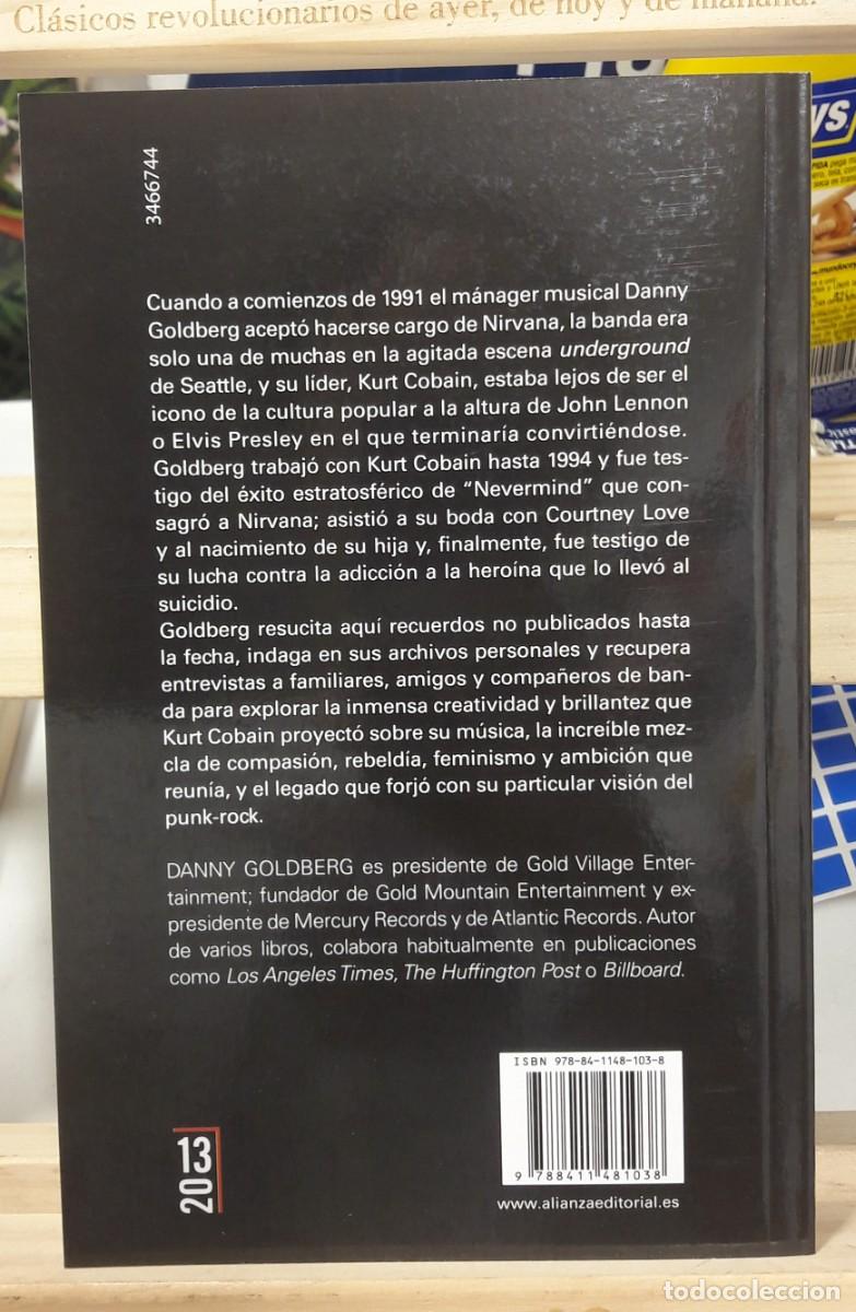 Libros: SERVING THE SERVANT: RECORDANDO A KURT COBAIN - Foto 2