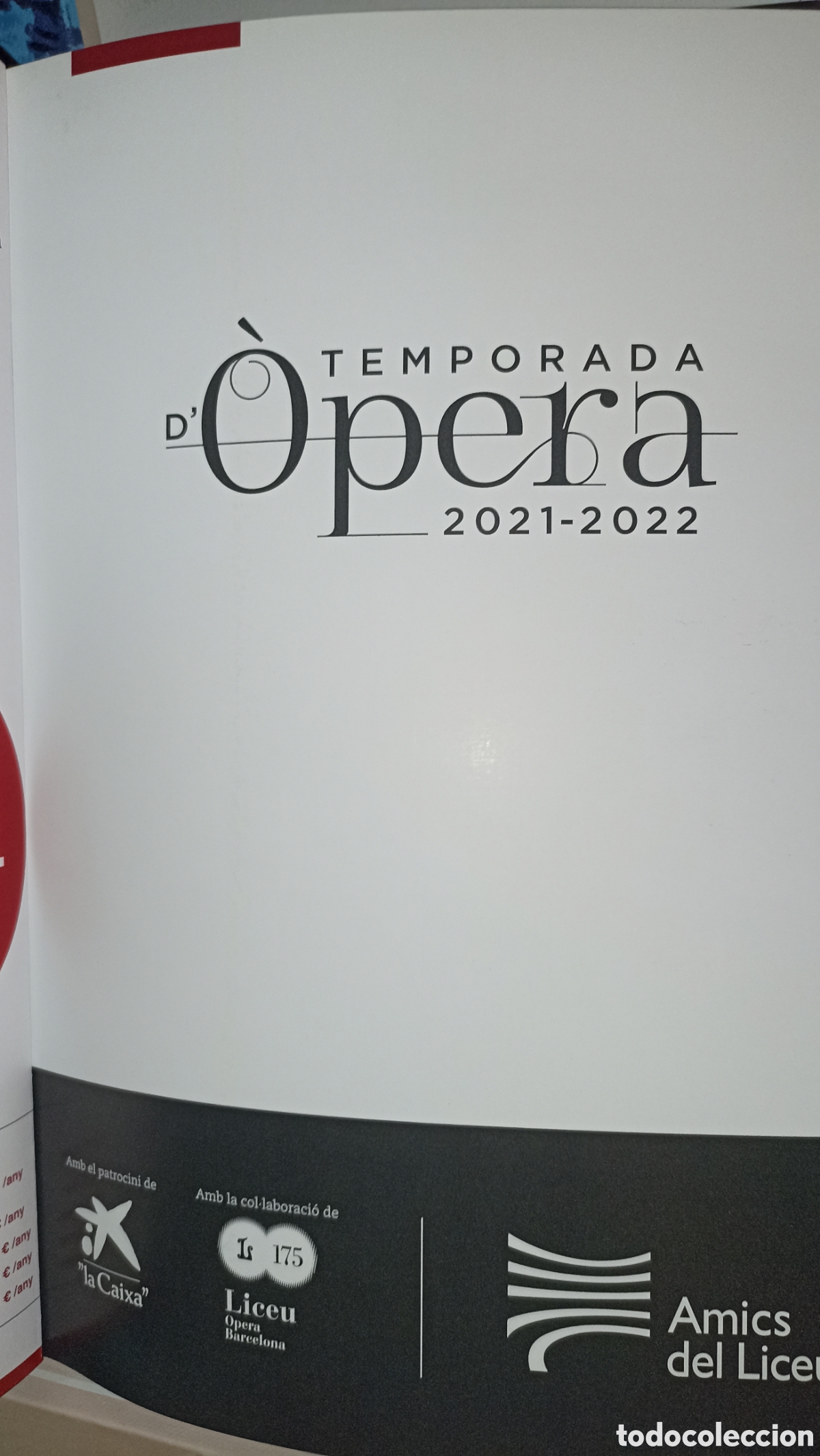 Libros: Temporada d'&Ograve;pera 2021-2022, una publicaci&oacute;n editada por la asociaci&oacute;n Amics del Liceu.