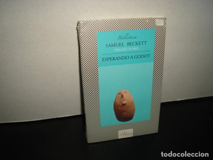 Libros: 36- ESPERANDO A GODOT - SAMUEL BECKETT - Foto 1