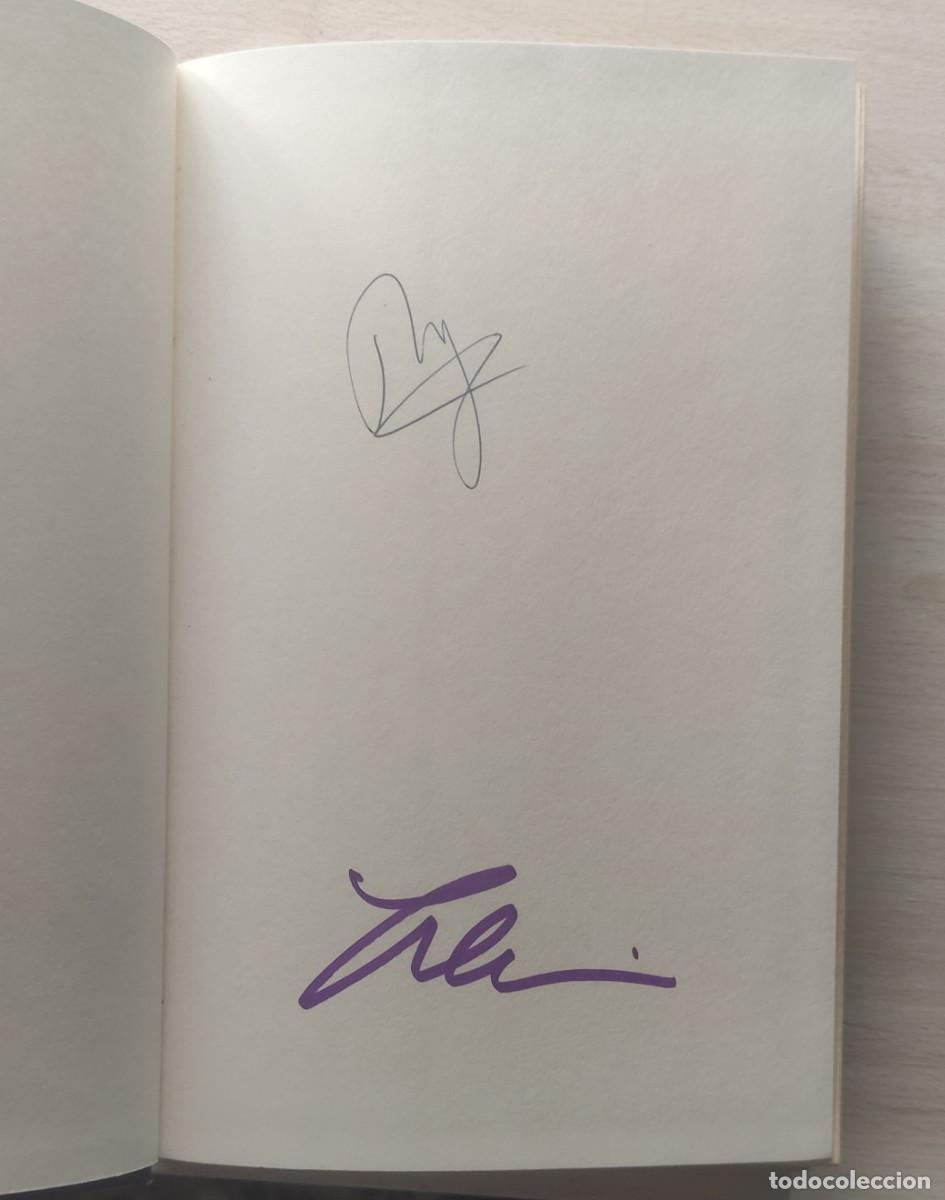 Libros: Blue Labyrinth (libro en ingl&eacute;s firmado) - Foto 2