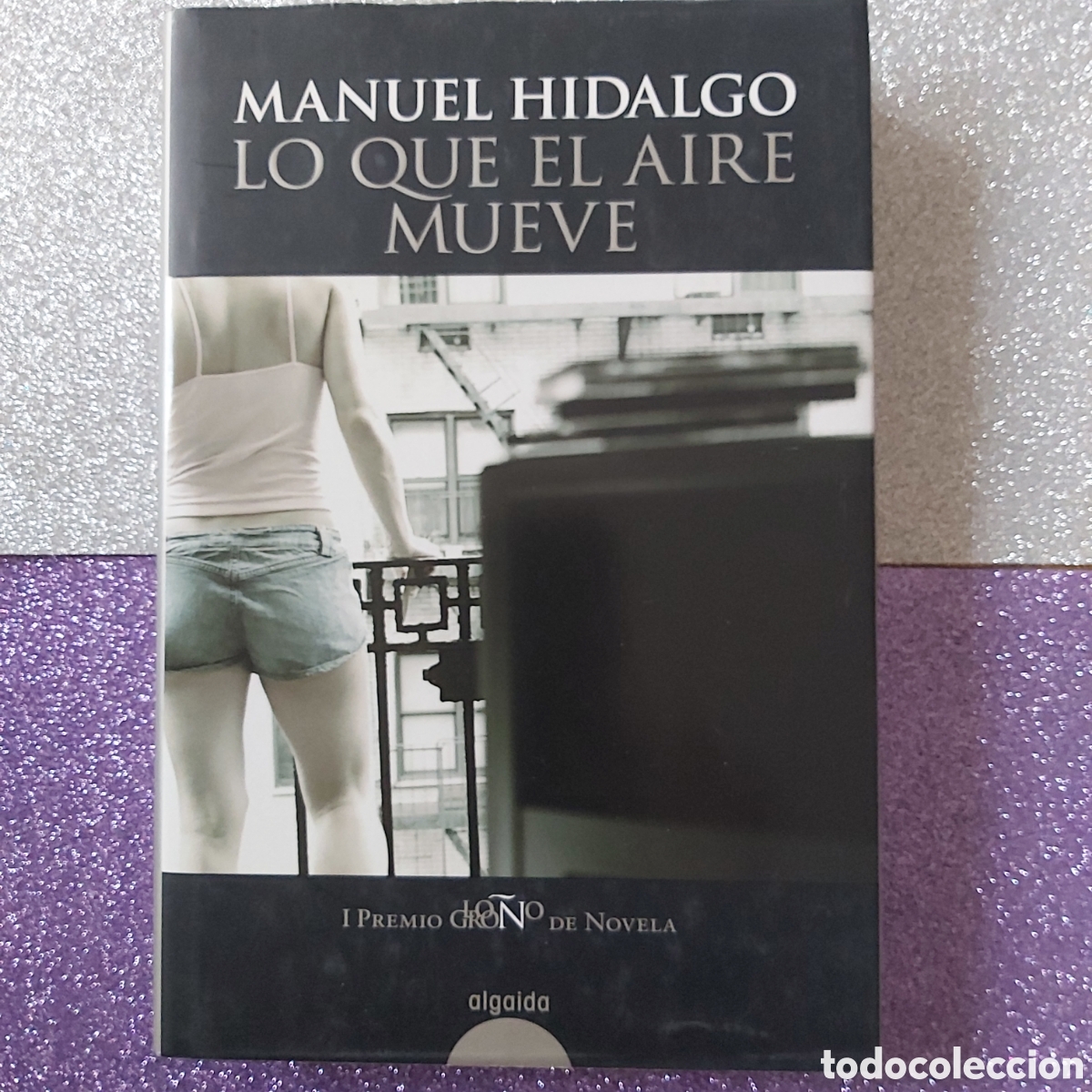 Libros: LO QUE EL AIRE MUEVE. - Foto 1