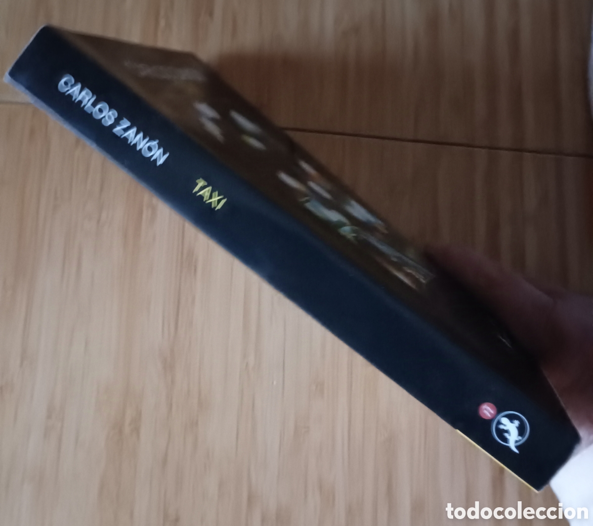 Libros: &rdquo;Taxi&rdquo; de Carlos Zan&oacute;n - Foto 4