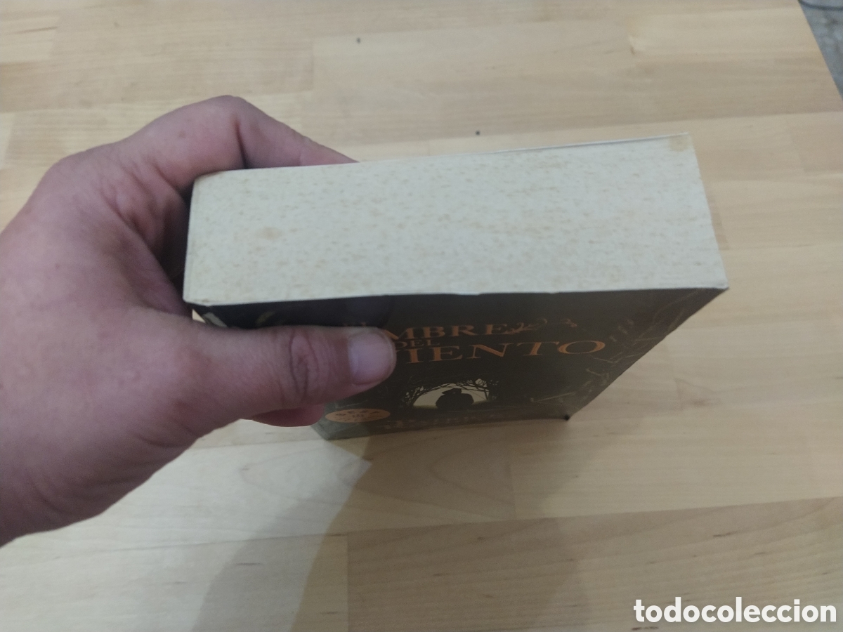Libros: EL NOMBRE DEL VIENTO - PATRICK ROTHFUSS - Foto 4