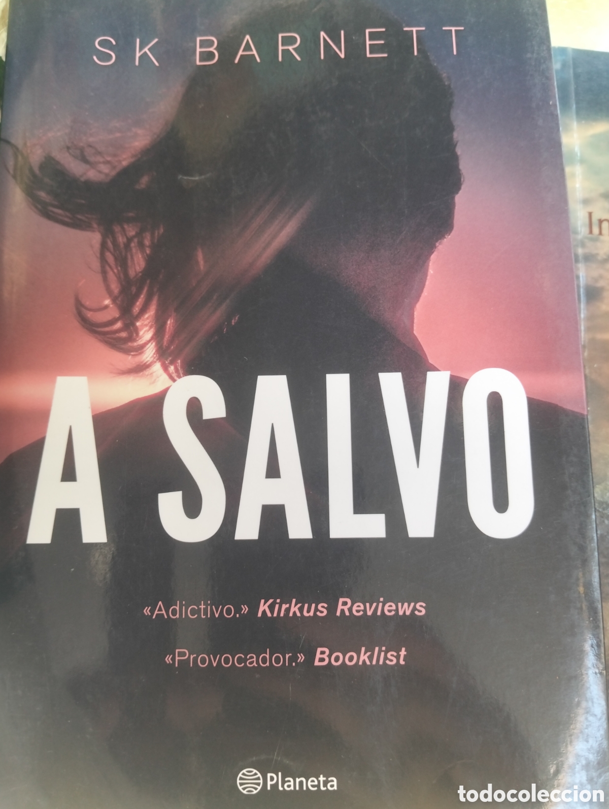 Libros: Barybook C38. A SALVO. SK Barnett edita planeta
