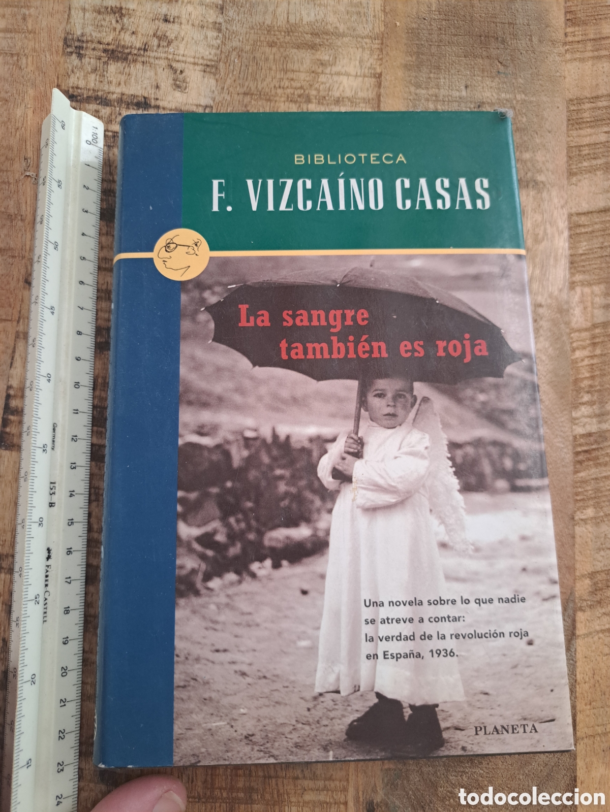 Libros: Jml La sangre tambien es roja, Biblioteca F. VIZCAINO CASAS, Planeta, 1996.