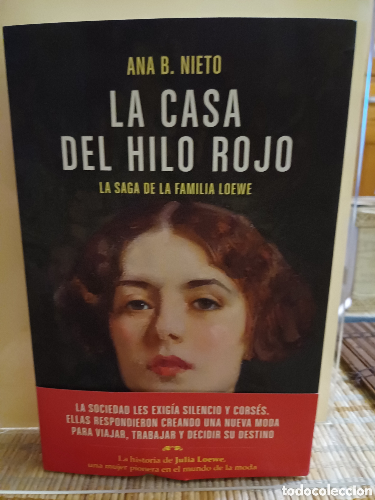 Libros: La casa del Hilo rojo. La saga de la familia Loewe