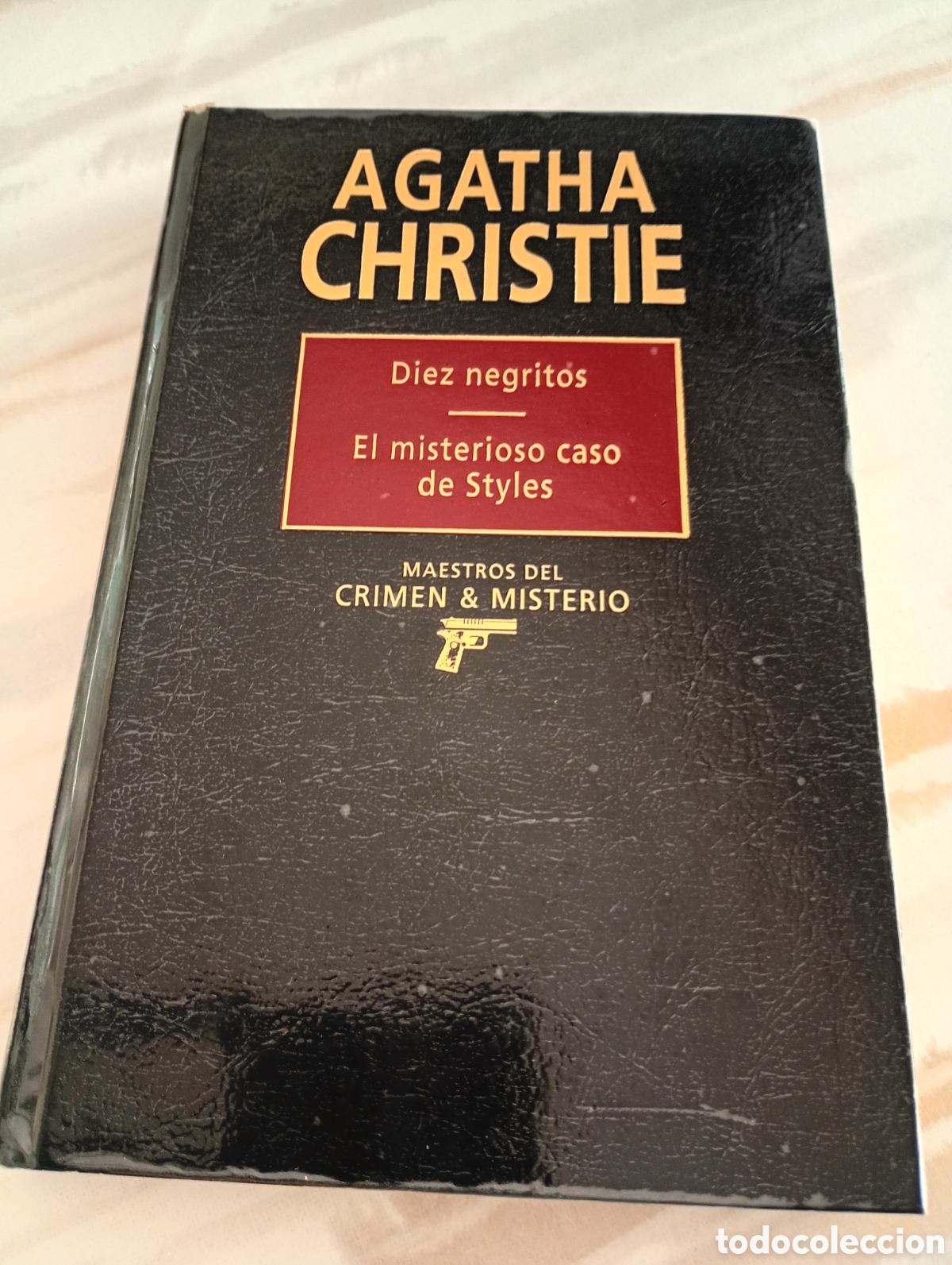 Libros: Diez negritos y El misterioso caso de Styles