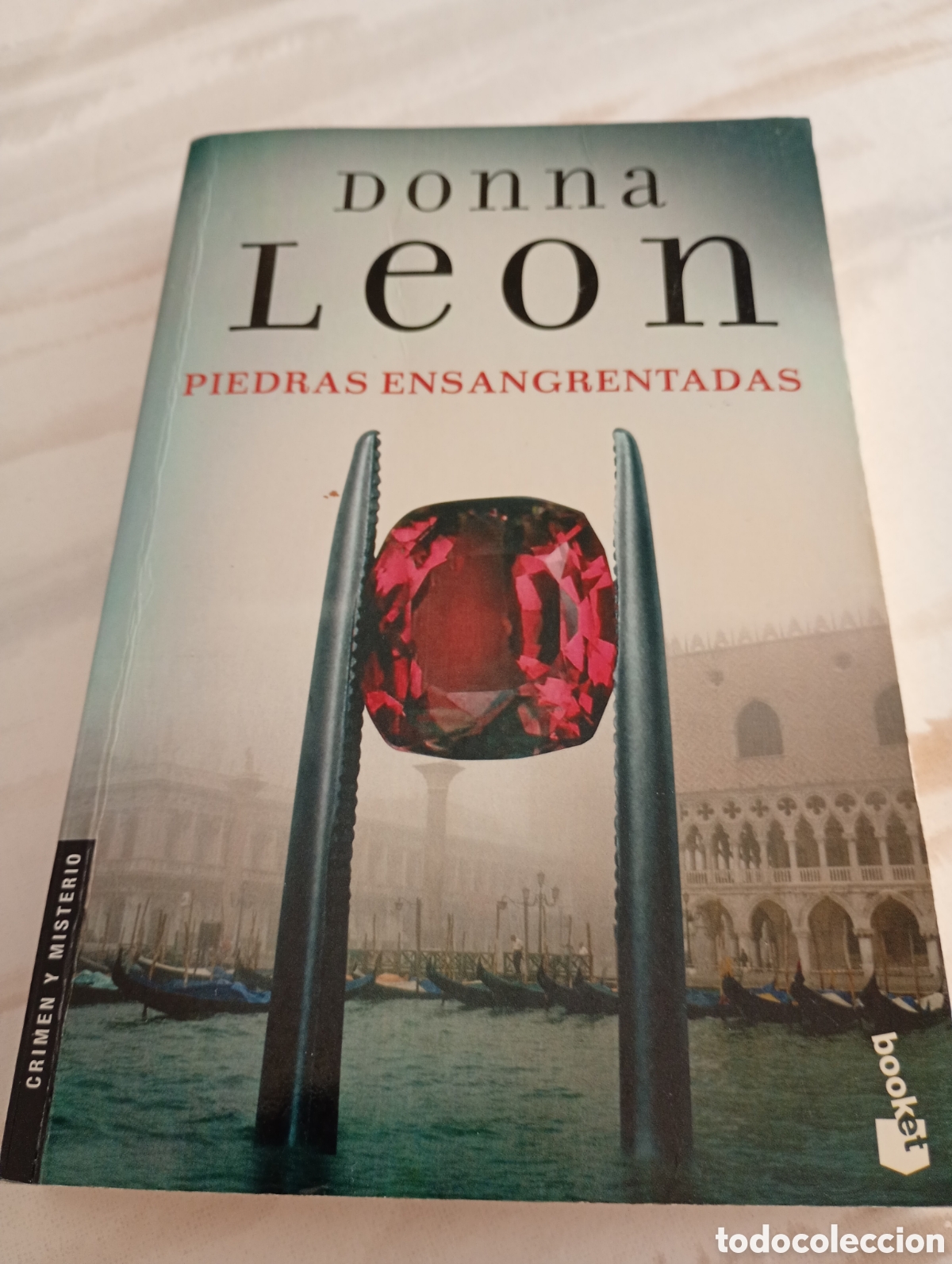 Libros: Piedras Ensangrentadas