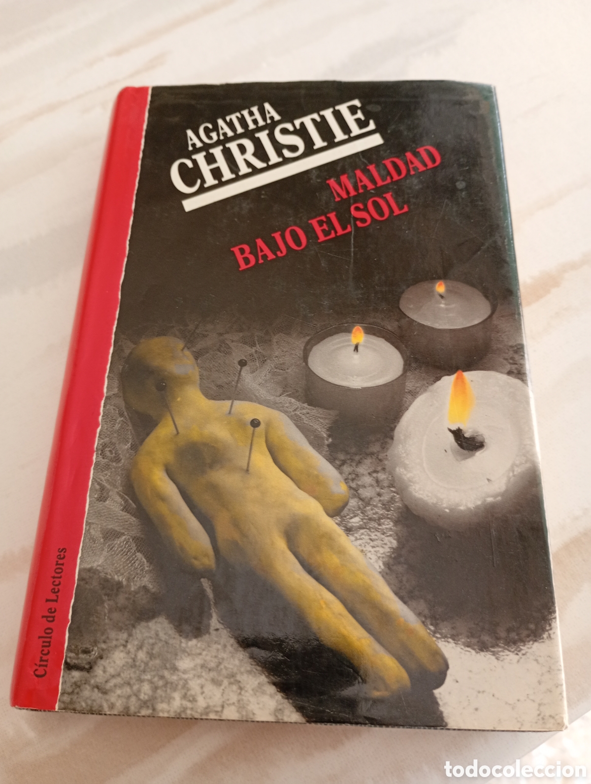 Libros: Maldad bajo el Sol novela