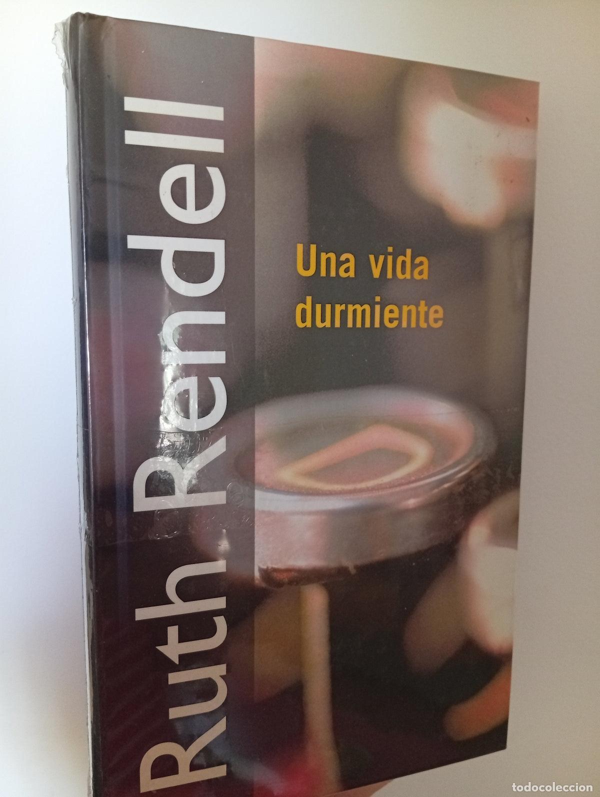 Libros: Una vida durmiente - Hardcover