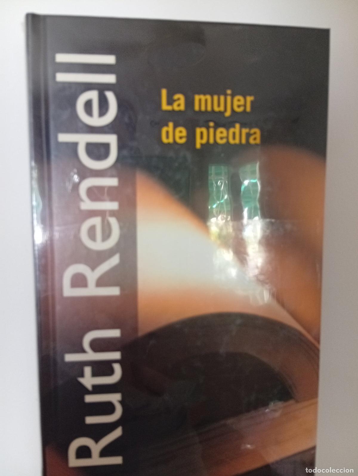 Libros: La mujer de piedra - Hardcover