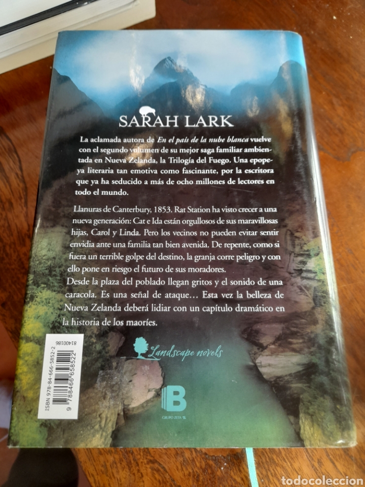 Libros: El rumor de la xaracola. Sara Lark - Foto 2