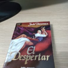 Libros: JUDE DEVERAUX EL DESPERTAR. Lote 360486640