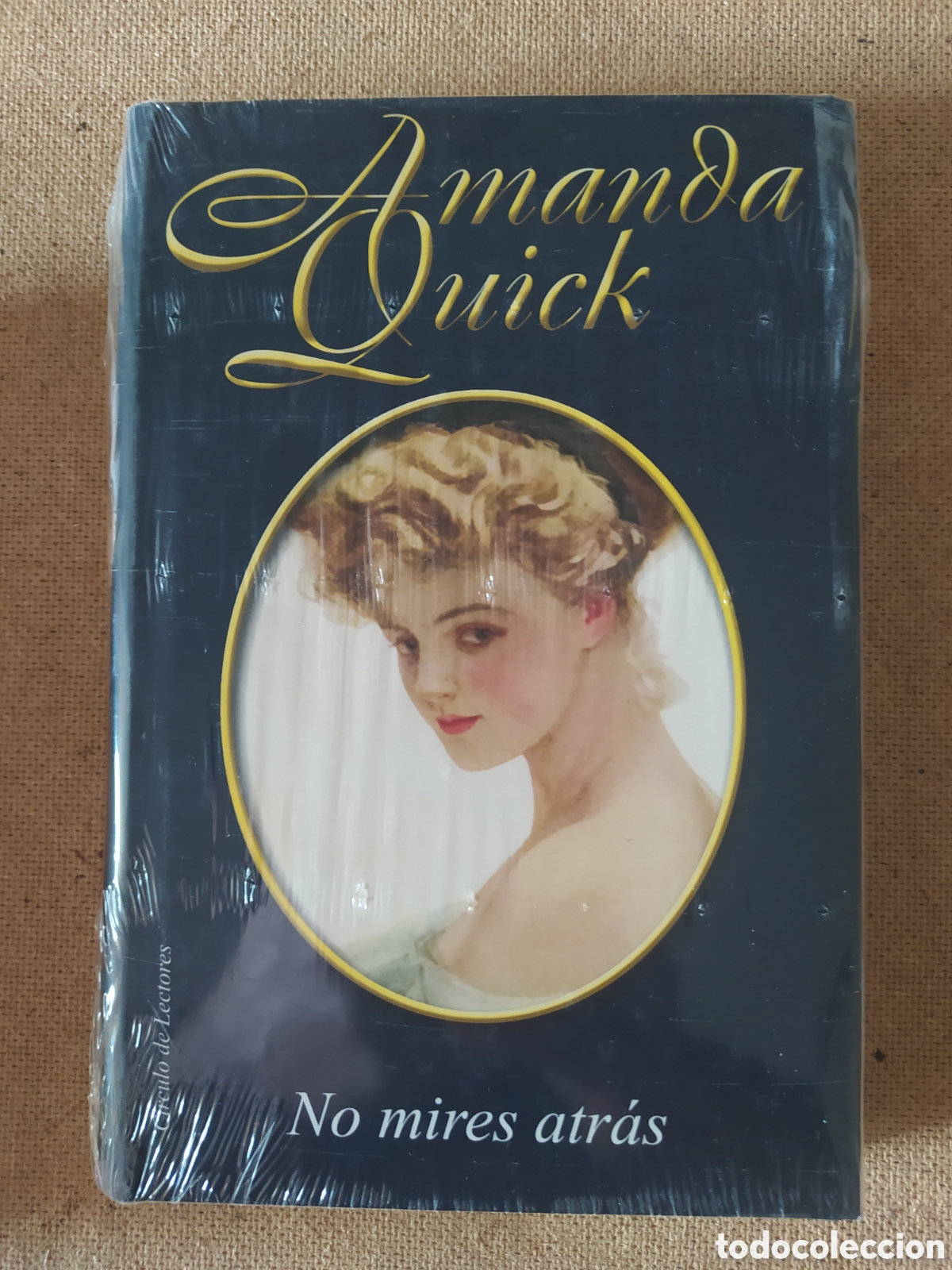 Libros: No mires atras - Amanda quick ( precintado) - Foto 1