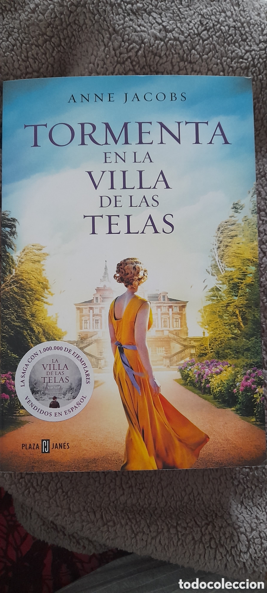 Libros: Tormentas en la villa de las telas. Anne Jacobs - Foto 1