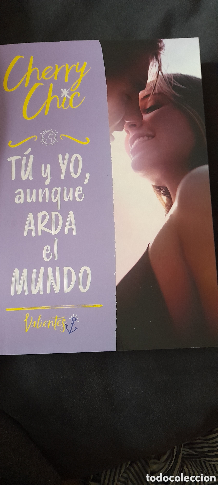 Libros: T&uacute; y yo, aunque arda el mundo. Cherry Chic - Foto 1
