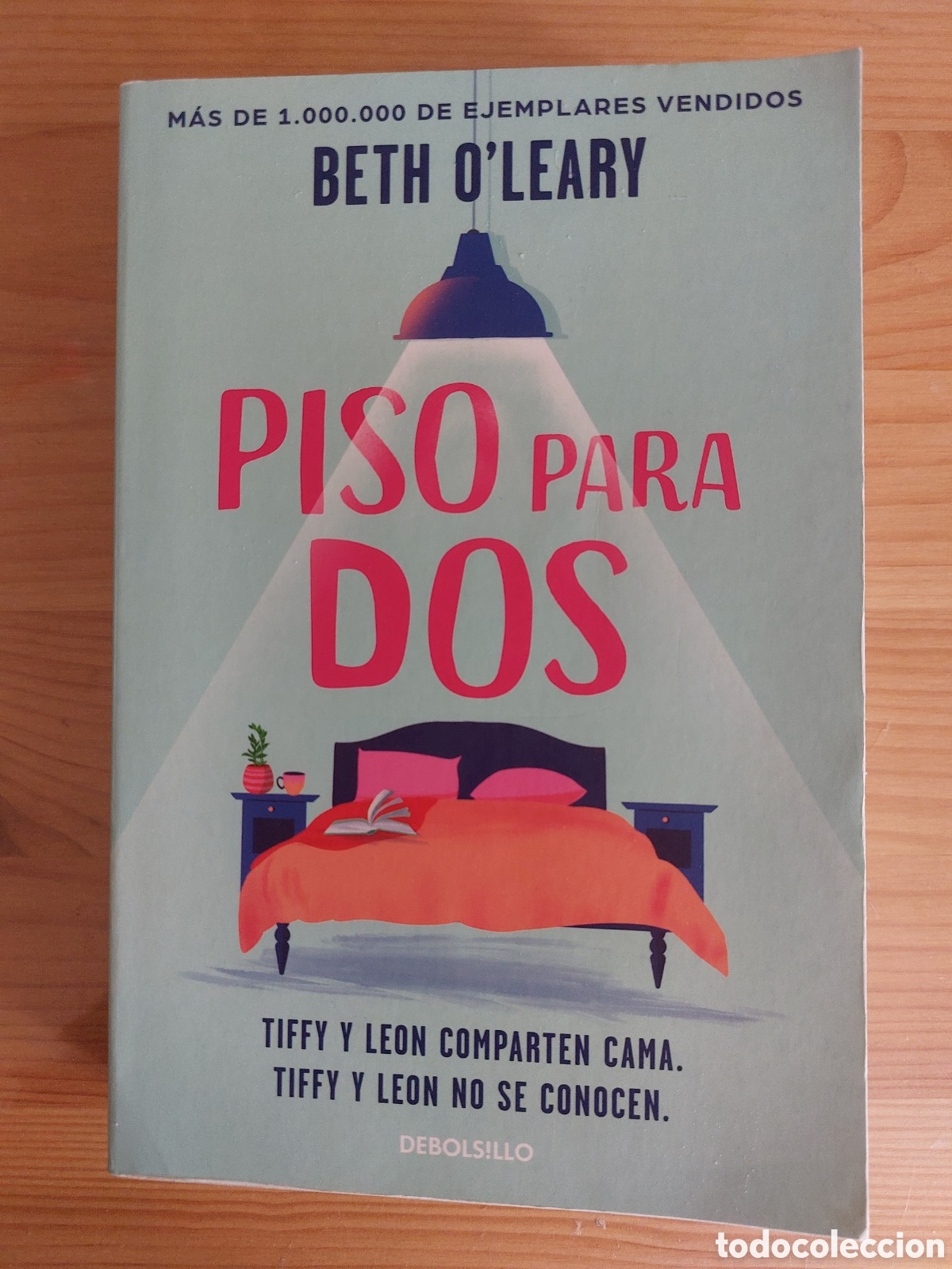 Libros: Piso para dos. Beth O'leary