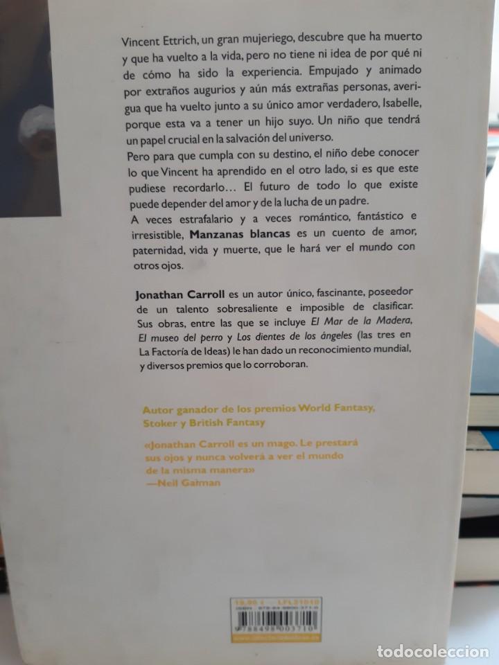 Libros nuevos de relatos y cuentos: MANZANAS BLANCAS JONATHAN CARROL - Foto 2