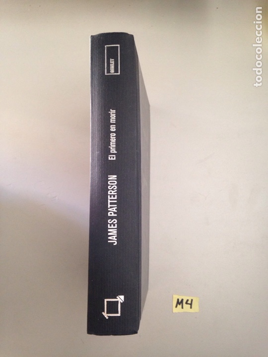Libros: El primero en morir - Foto 1