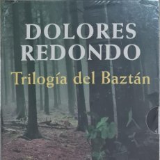 Libros: LIBRO - DOLORES REDONDO - TRILOGIA DEL BAZTAN - PRECINTADOS. Lote 359046240