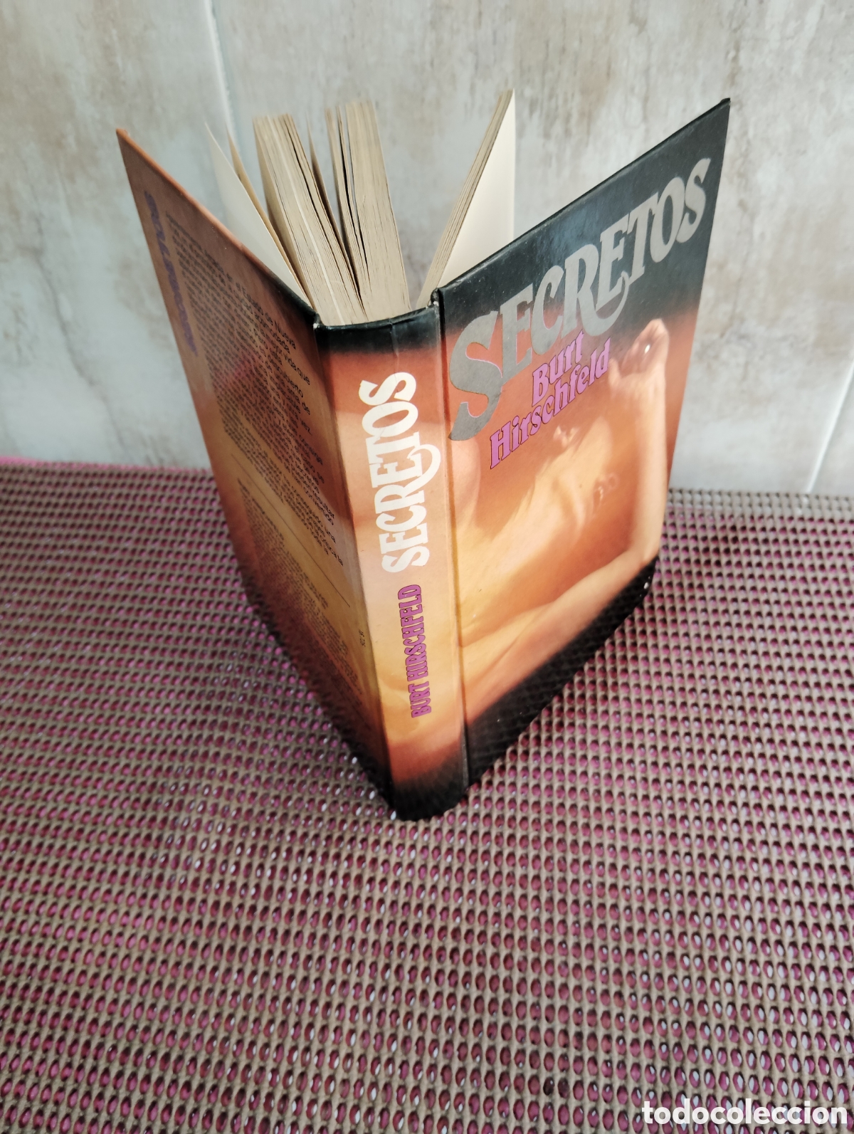 Libros: Secretos. Un libro de Burt Hirschfeld. - Foto 3