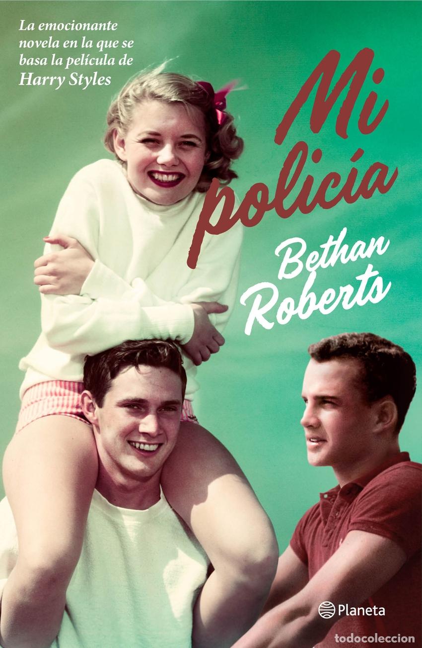 books: MI POLIC&Iacute;A - Roberts, Bethan