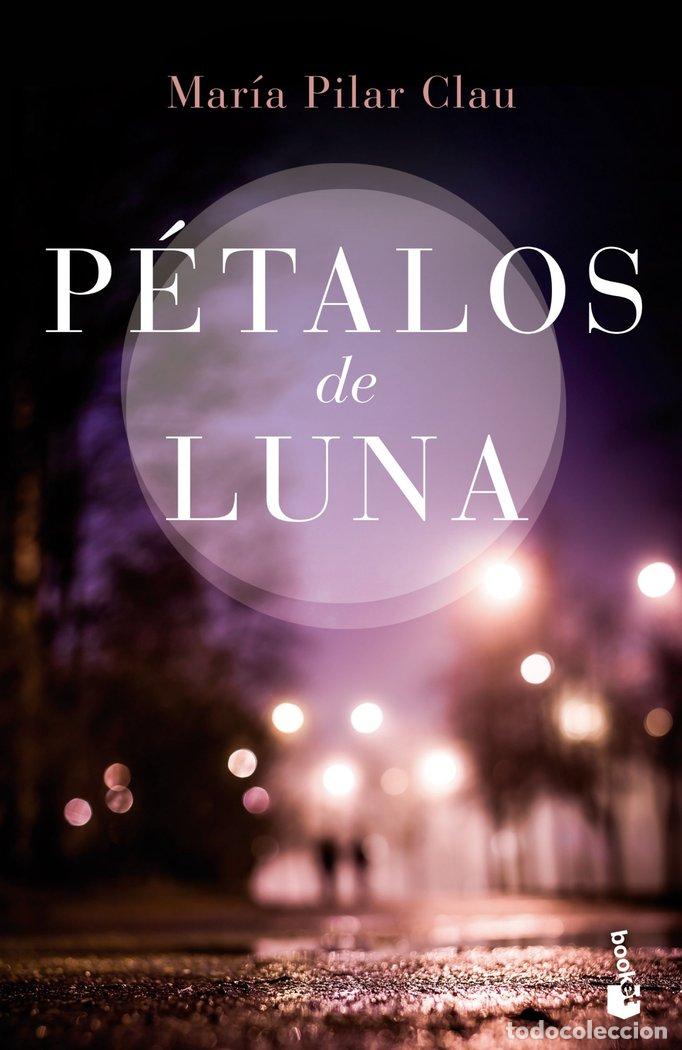 books: PETALOS DE LUNA - CLAU, MARIA PILAR