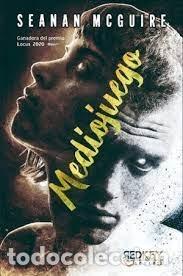 Livros: MEDIOJUEGO - MCGUIRE, SEANAN