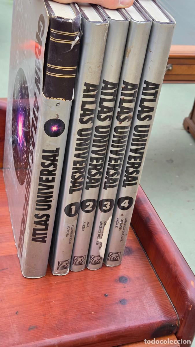 Libros: 4 tomos del gran atlas universal - Foto 2