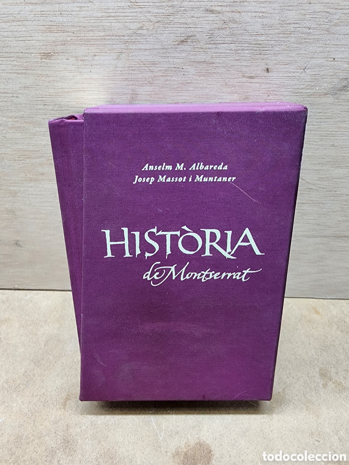 Livres: Historia de Montserrat Abad&iacute;a de Montserrat 2010
