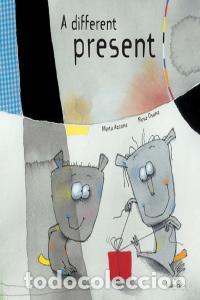 books: A DIFFERENT PRESENT - AA.VV.