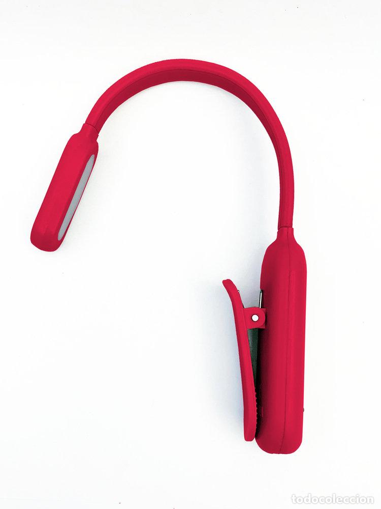 Libros: LAMPARA DE LECTURA LUCY ROJA USB - AA.VV
