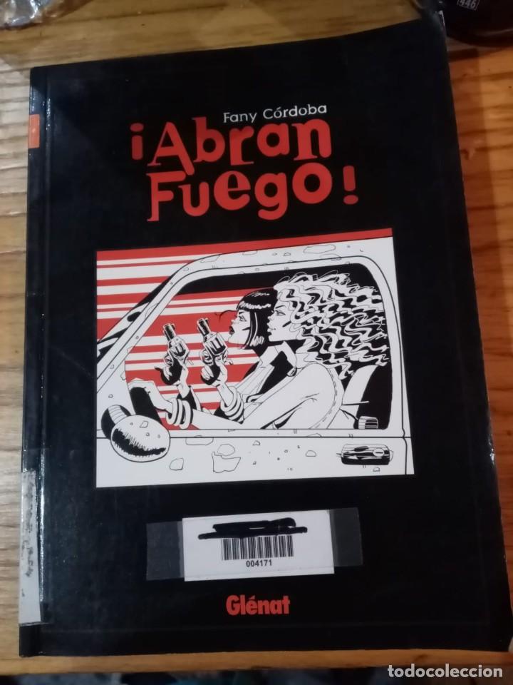 B&uuml;cher: C&oacute;mic